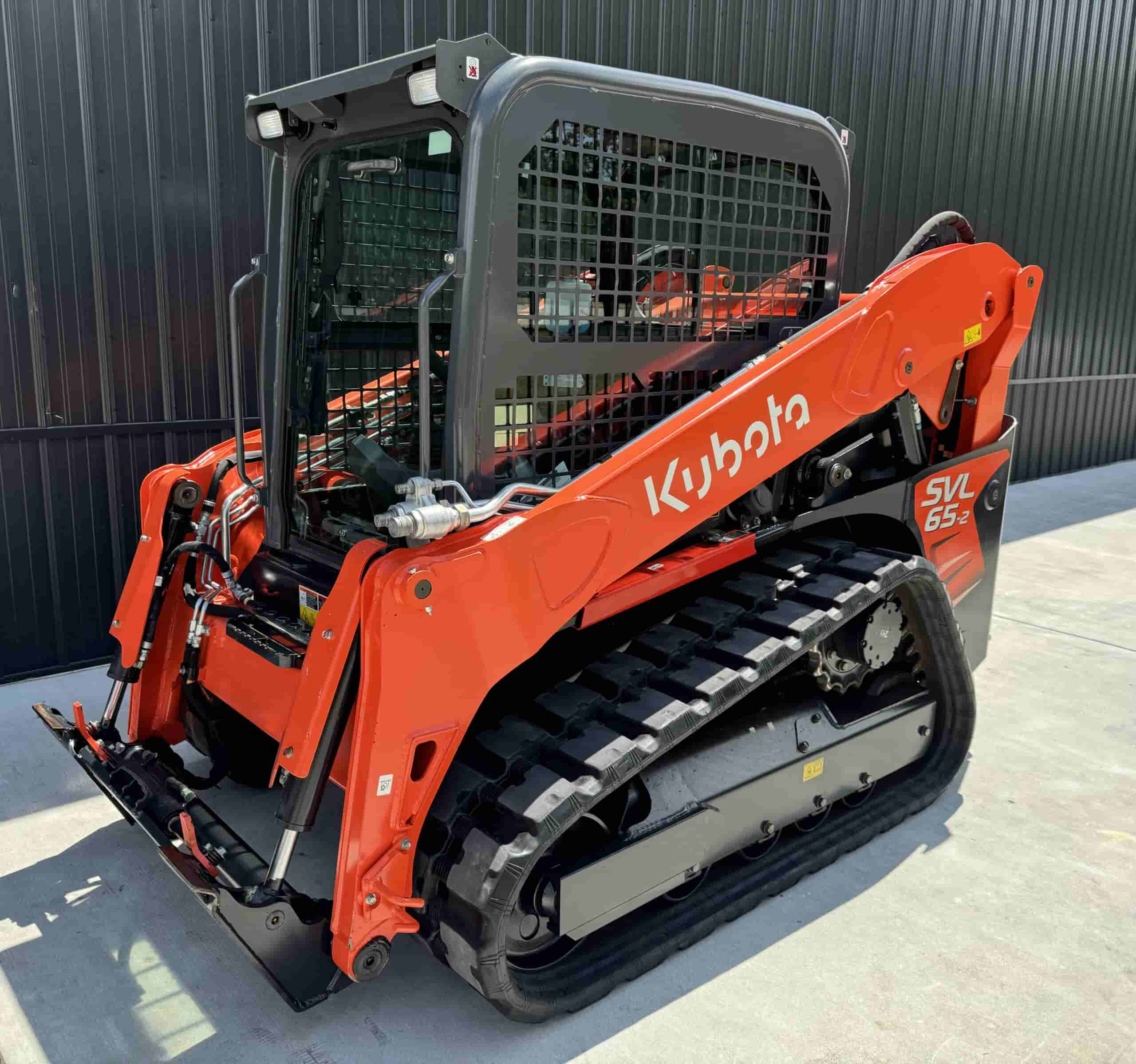 2021 KUBOTA SVL65-2 CLEAN
